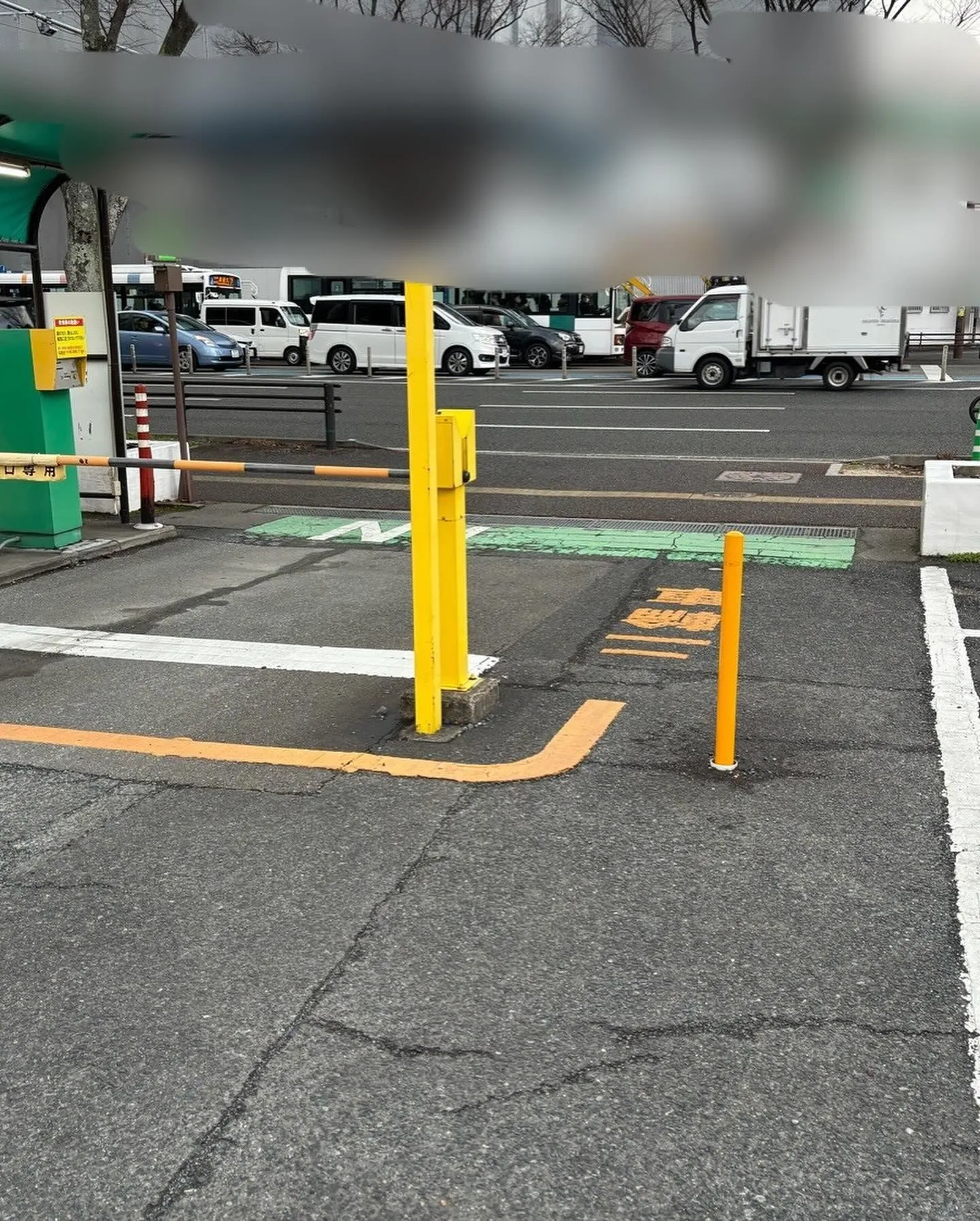 某ファミリーレストラン店舗大橋店のポール舗装工事をご紹介させ...