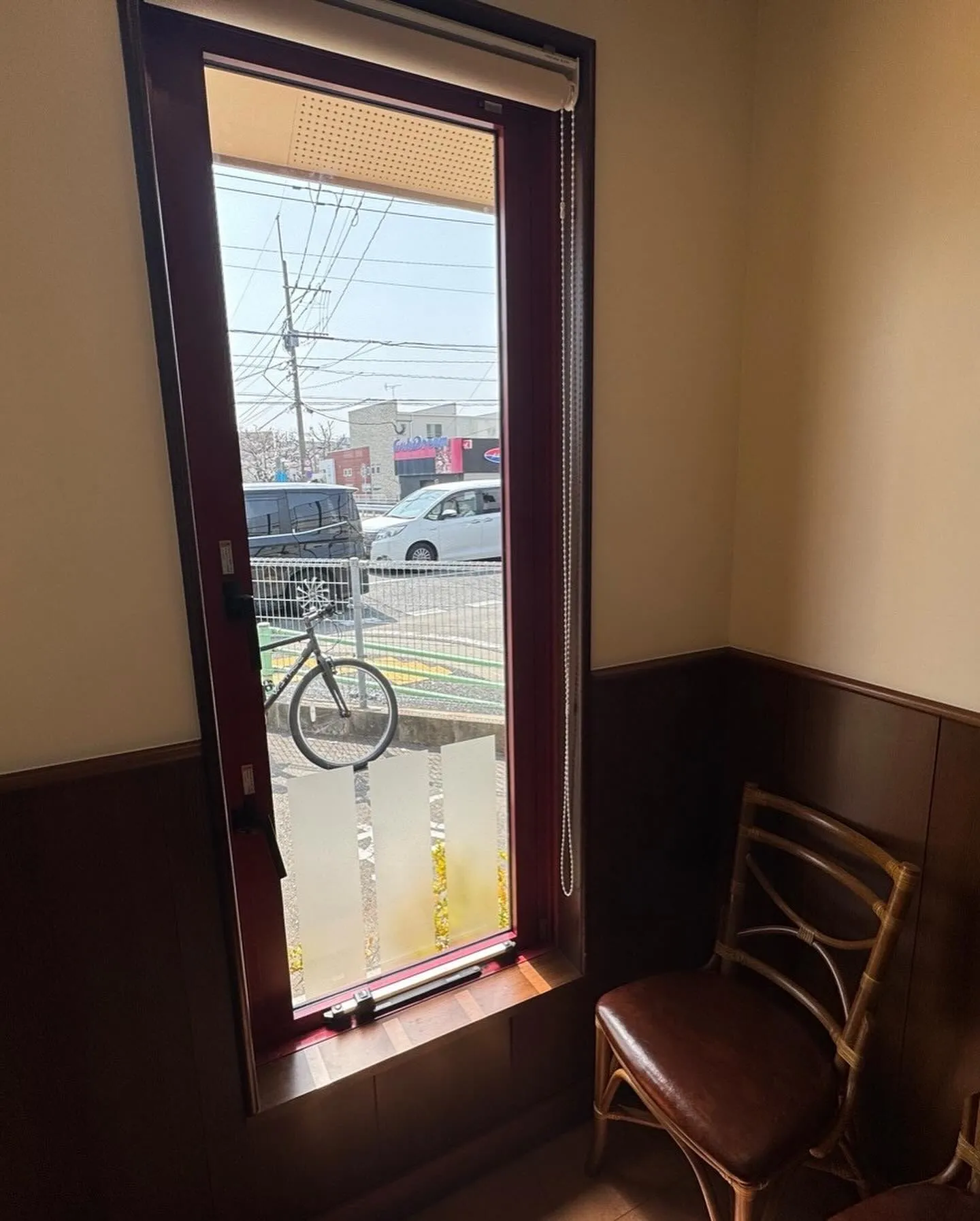 某ファミレス店舗清水ガラス工事をご紹介させて頂きます✨明日か...