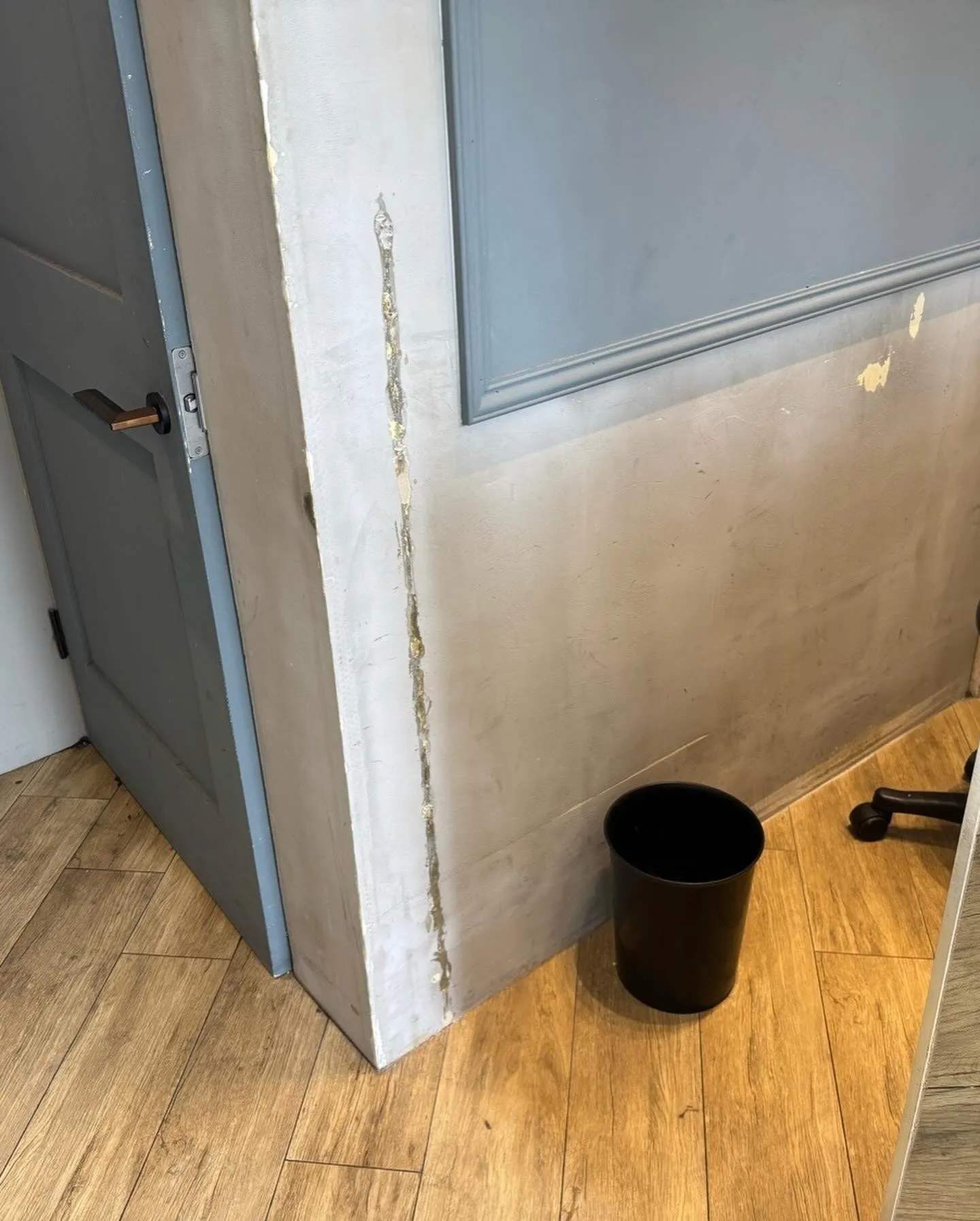 美容室天神店舗修繕工事