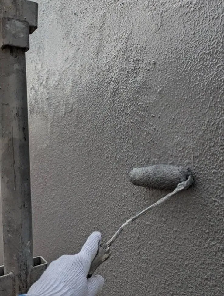 大分県アパート大規模修繕工事【上塗り編】をご紹介させていただ...