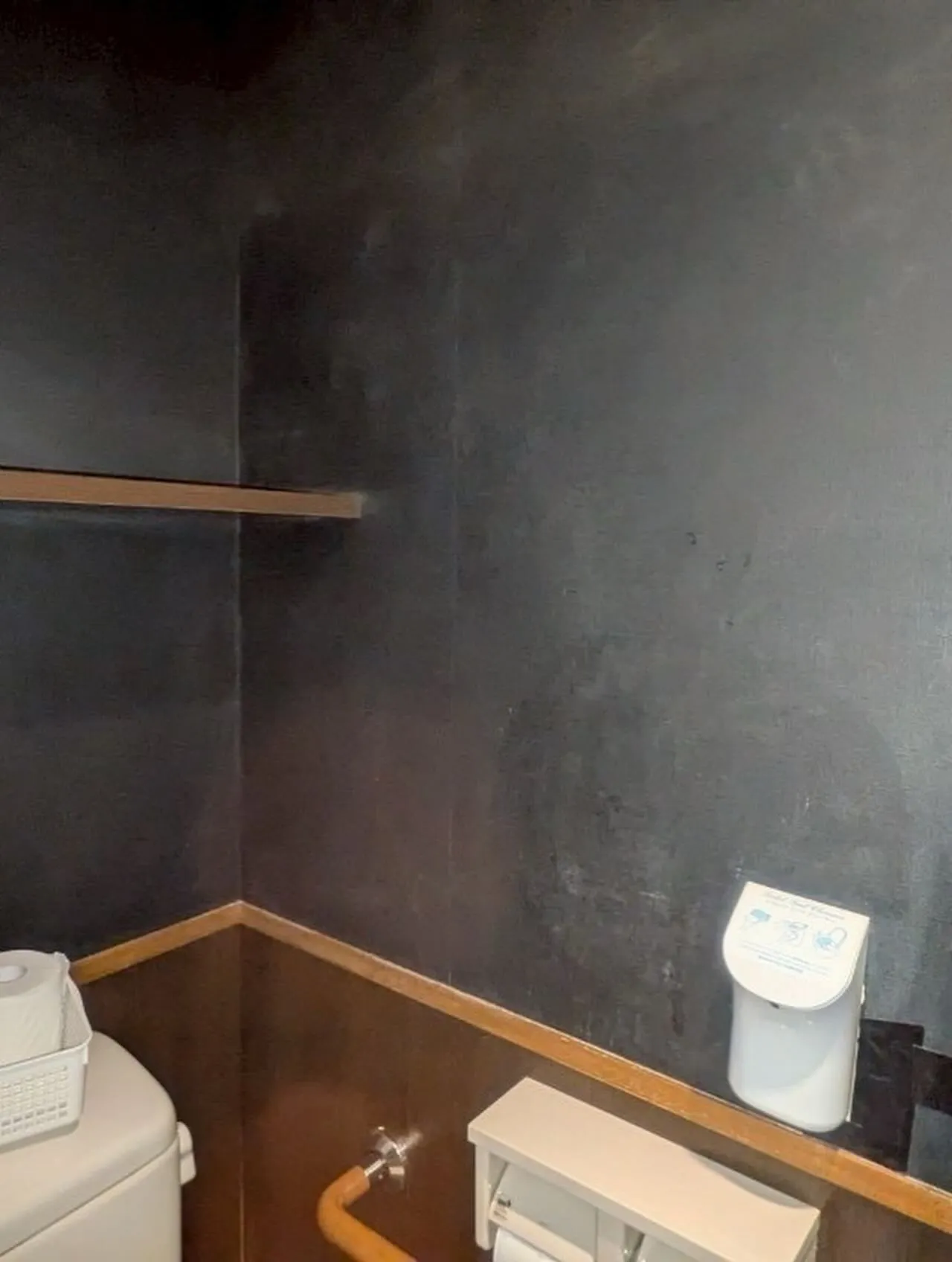 某焼肉屋店舗清水店クロス貼替工事をご紹介させて頂きます✨