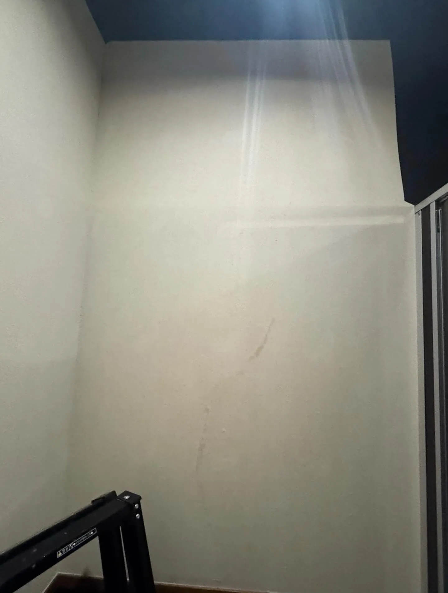 某焼肉屋店舗清水店クロス貼替工事をご紹介させて頂きます✨