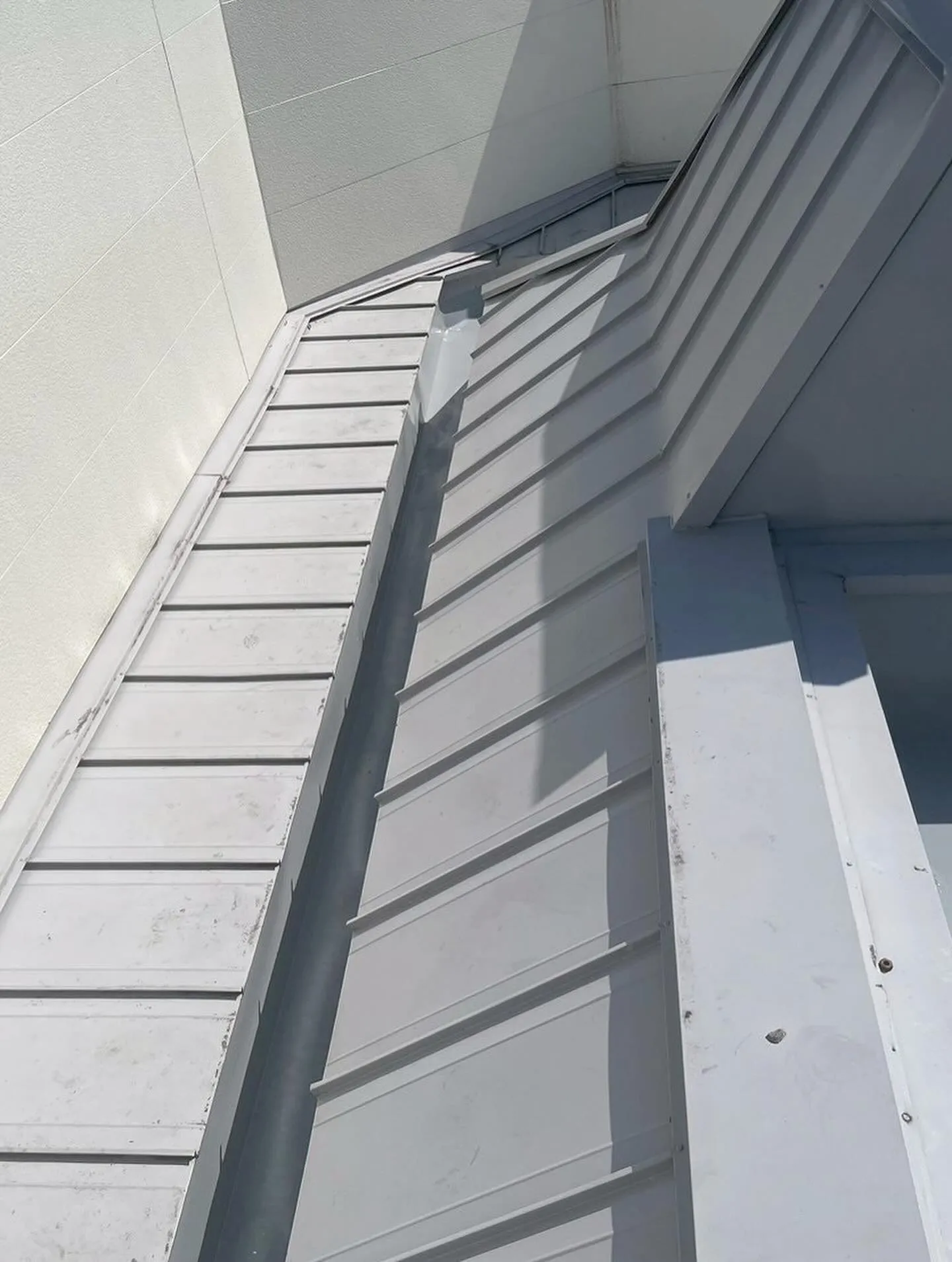 某ファストフード店舗天神店防水工事をご紹介させて頂きます✨