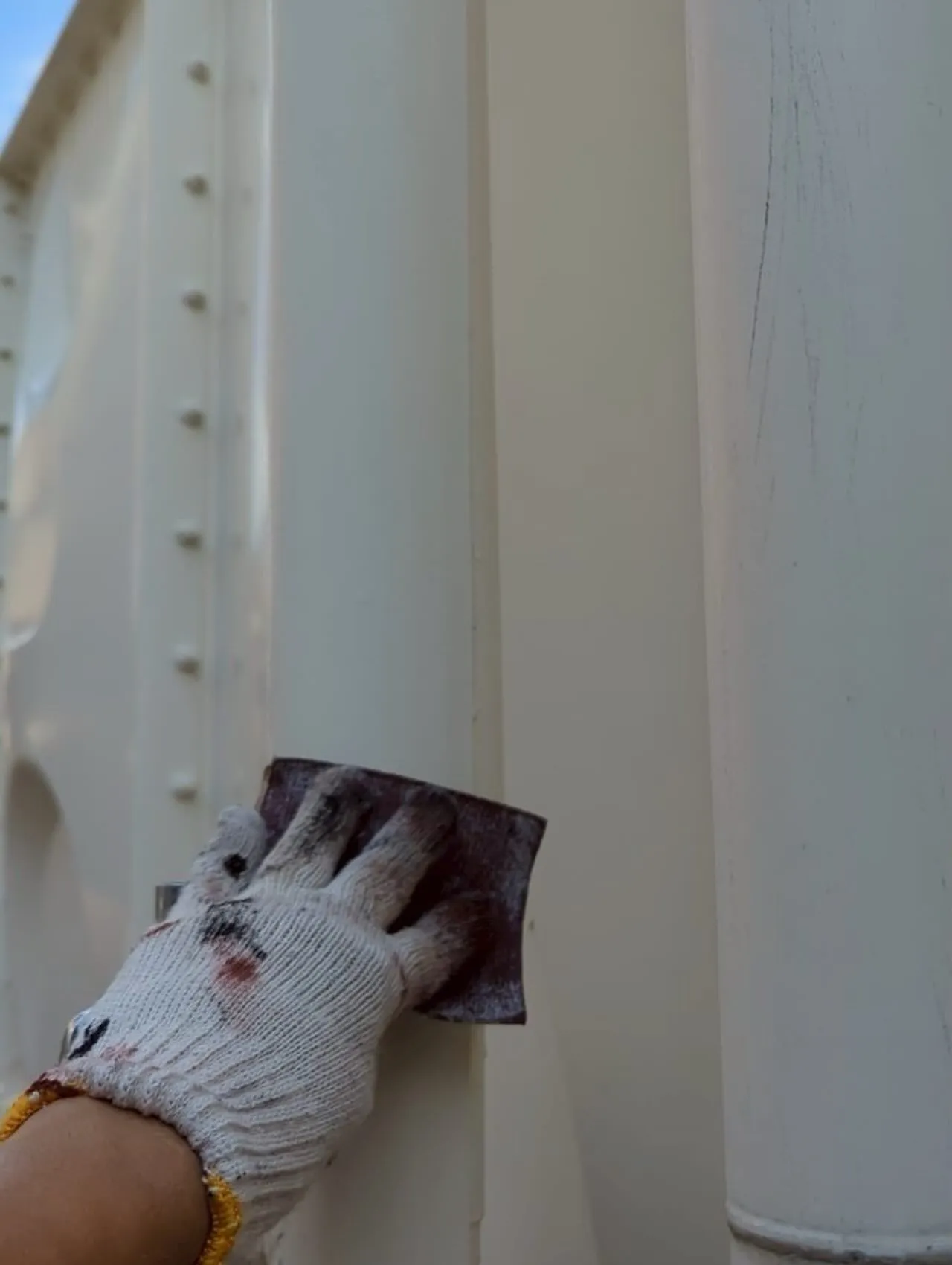 福岡市東区マンション鉄部塗装工事【受水槽編】をご紹介させてい...