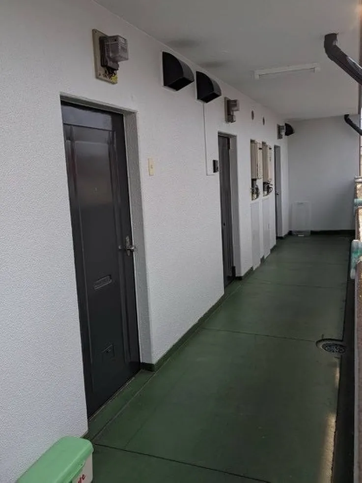 大分県マンション塗装工事【玄関扉編】をご紹介させていただきま...