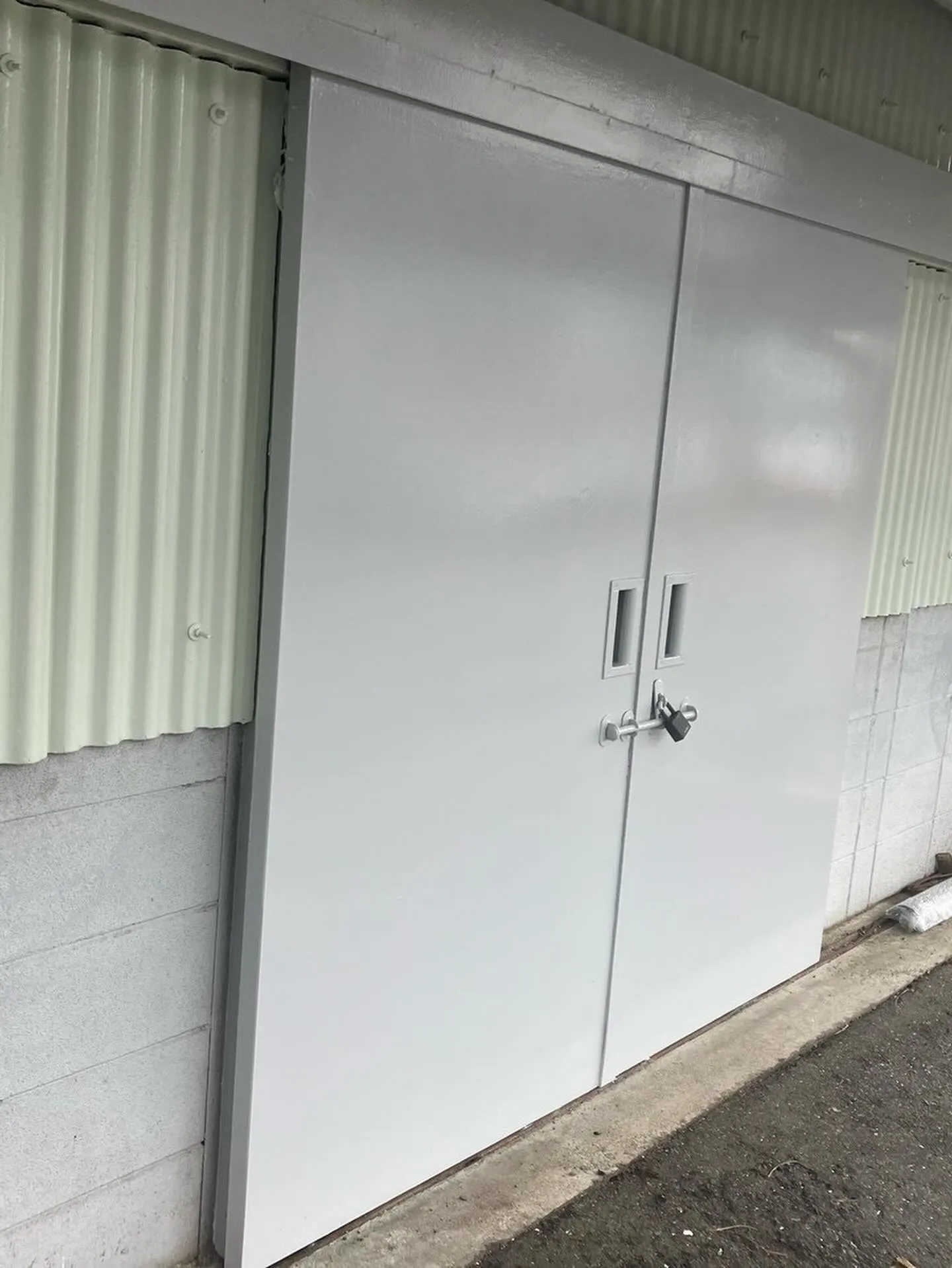 大野城市倉庫外壁塗装工事2をご紹介させて頂きます✨