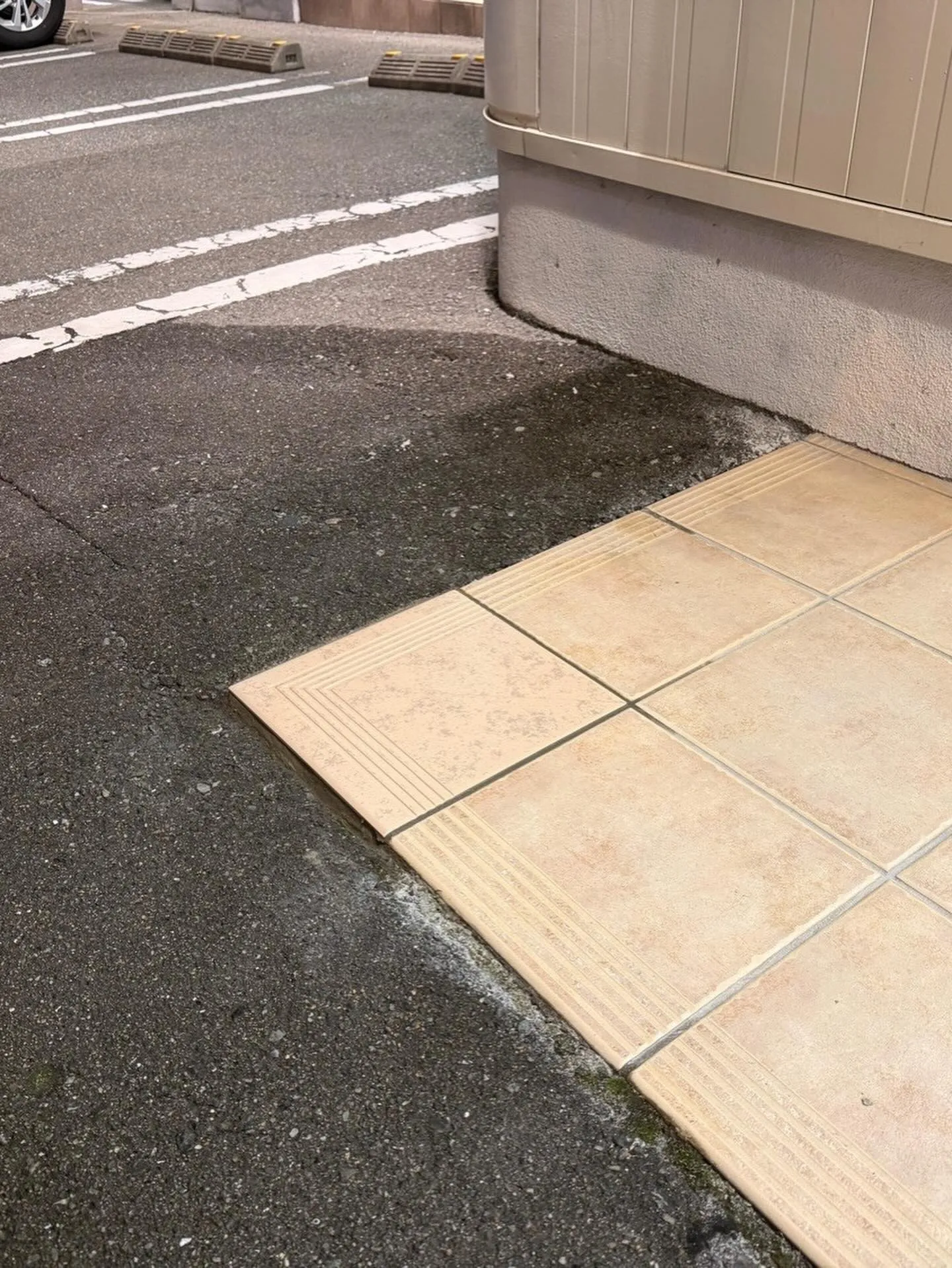 某衣服屋店舗東区店タイル工事をご紹介させて頂きます✨