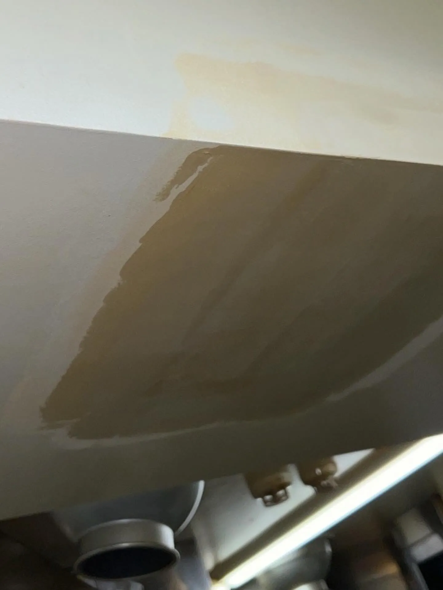 某飲食店舗高砂店天井工事をご紹介させて頂きます✨