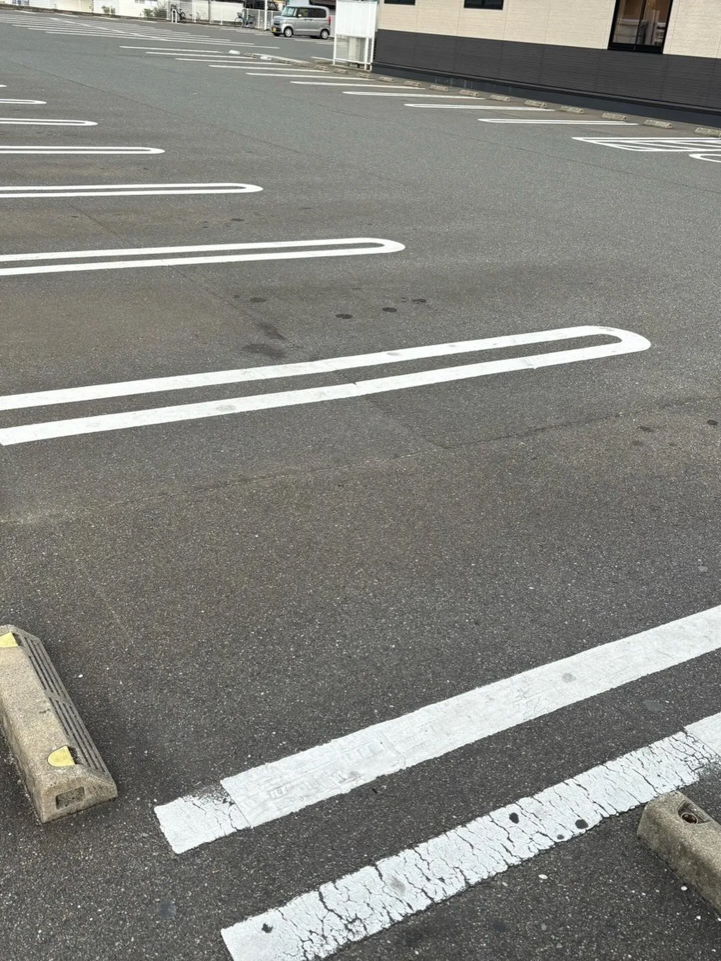某回転寿司チェーン店舗東区店タイヤ止め交換をご紹介させて頂き...