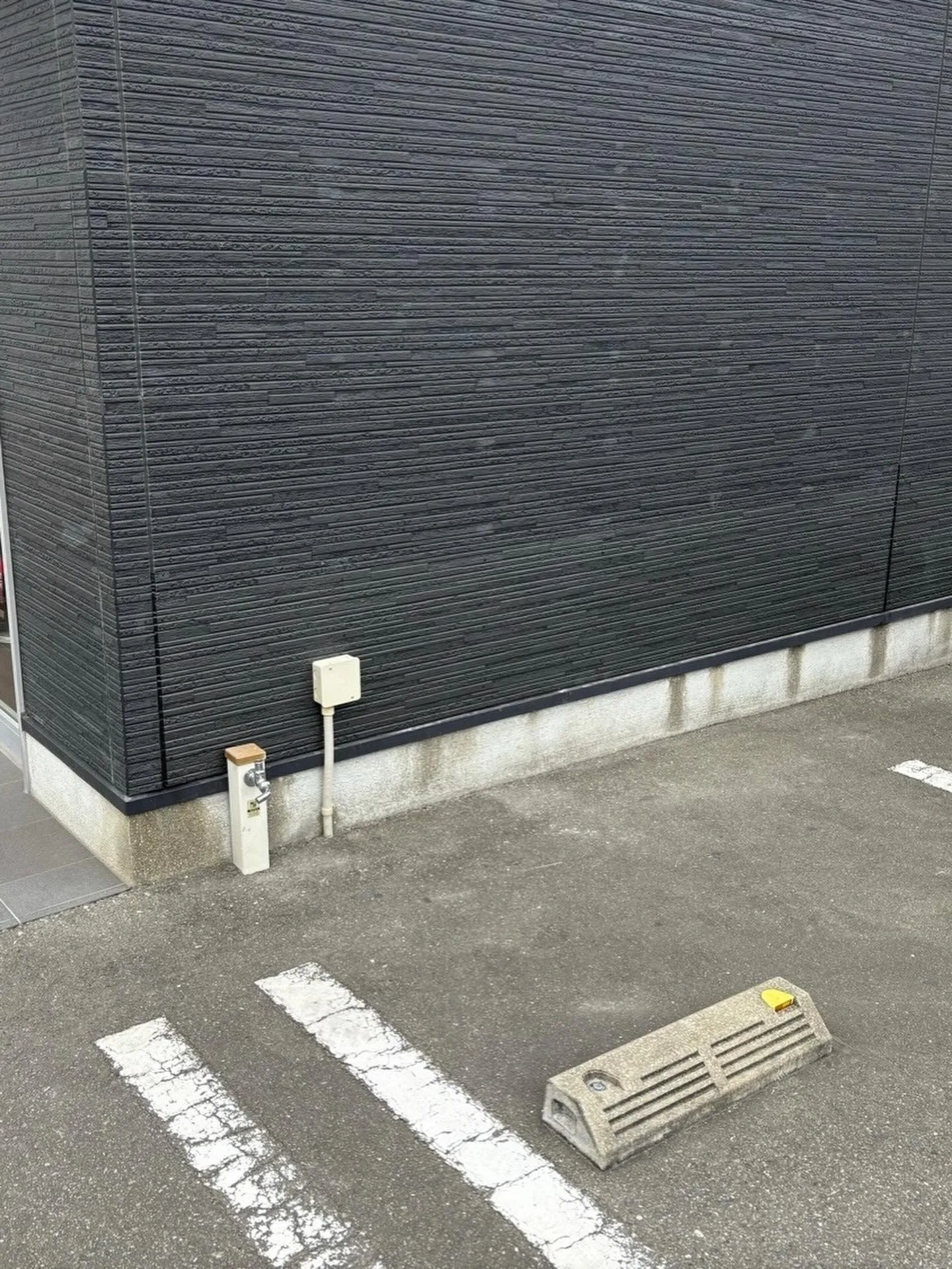 某お弁当屋店舗春日店外壁工事をご紹介させて頂きます✨