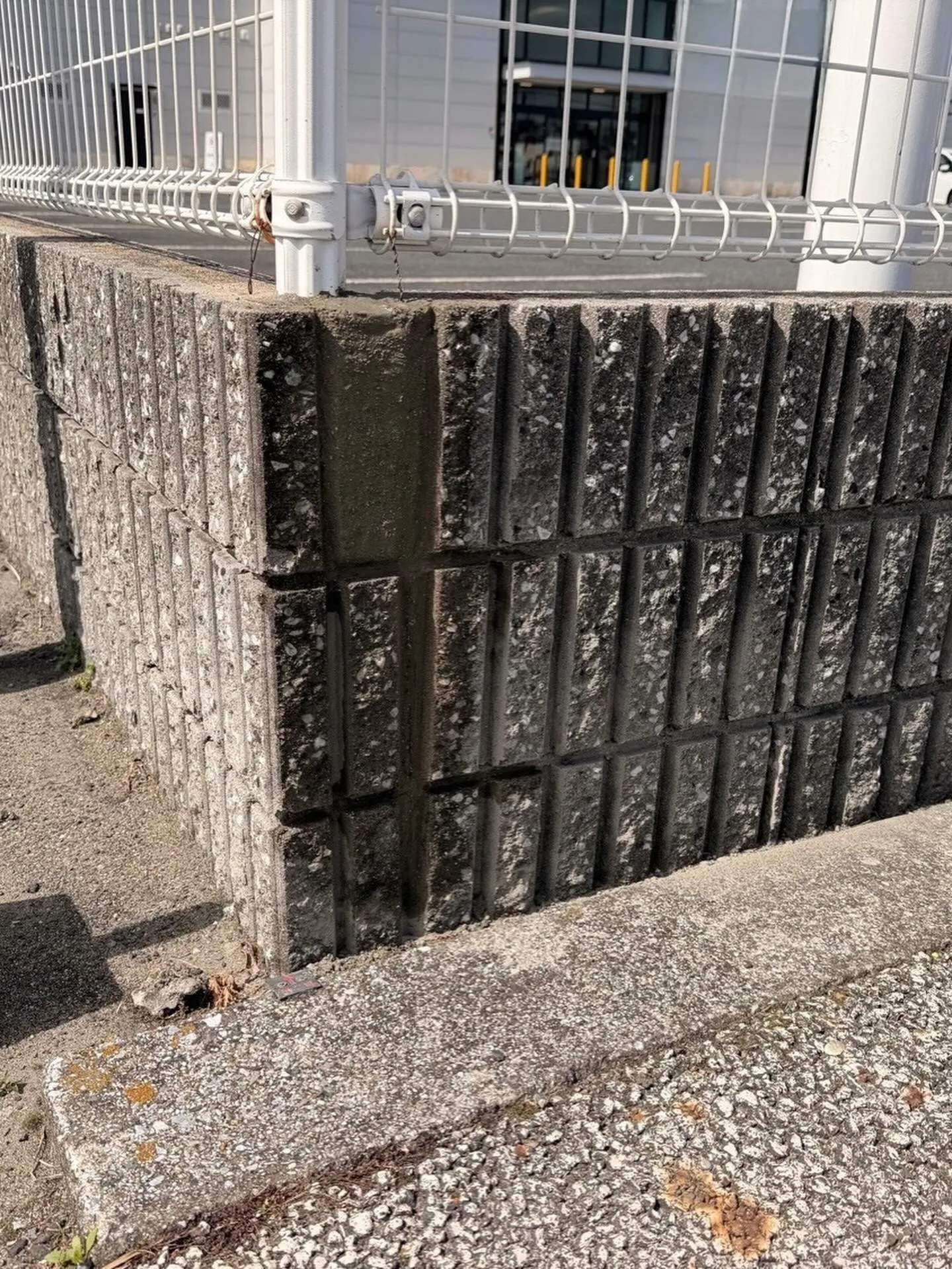 某衣服屋店舗行橋店ブロック工事をご紹介させて頂きます✨