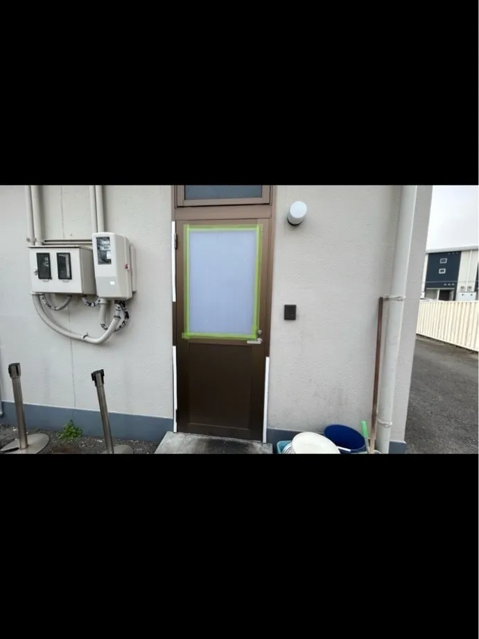 某飲食店舗東光寺店ガラス工事をご紹介させて頂きます✨