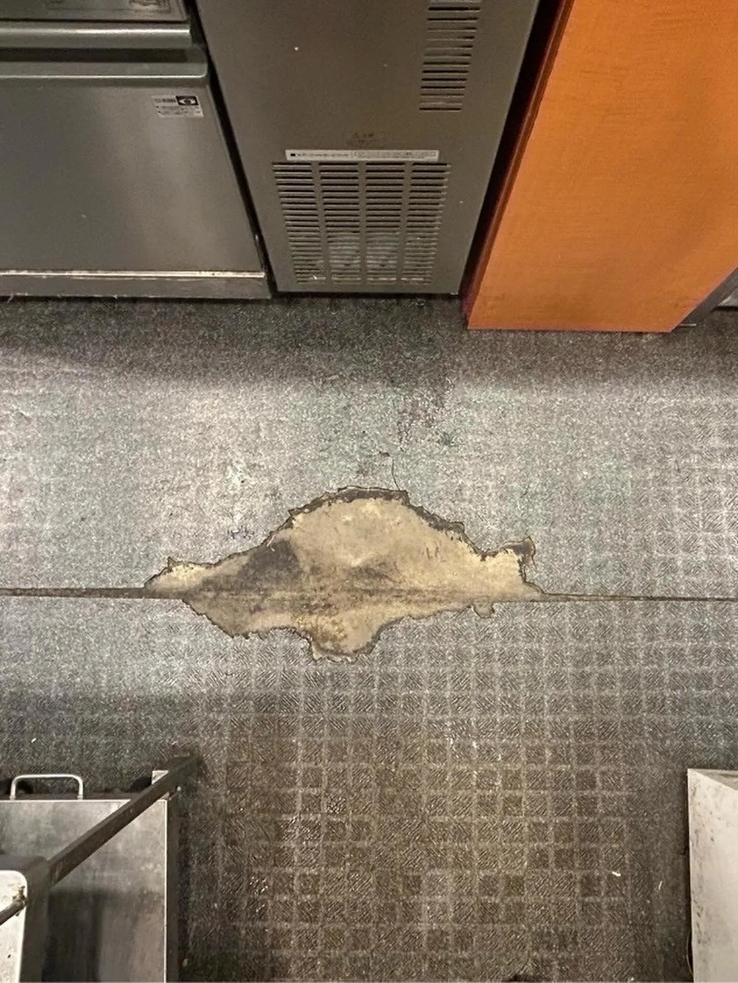 某飲食店舗筑紫野店長尺シート工事をご紹介させて頂きます✨