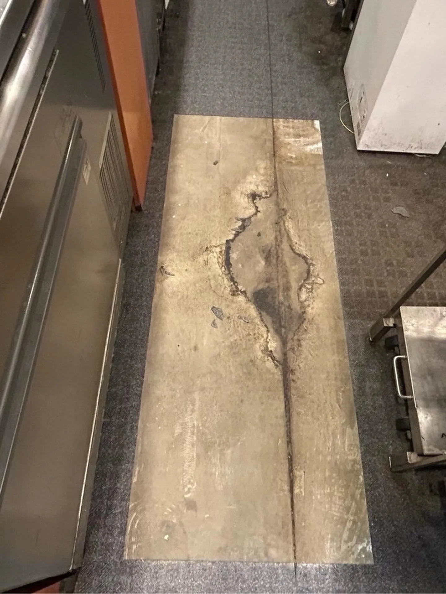 某飲食店舗筑紫野店長尺シート工事をご紹介させて頂きます✨