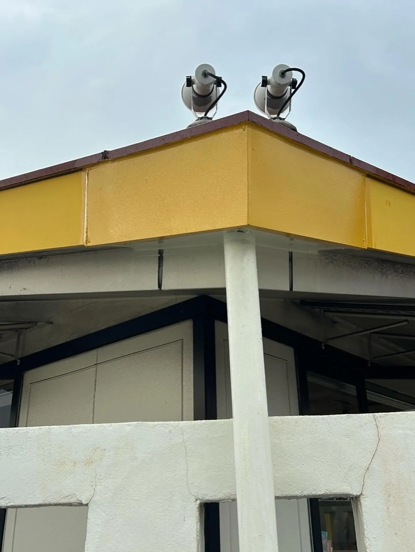 某ファミレス店舗東区店換気ダクト工事をご紹介させて頂きます✨