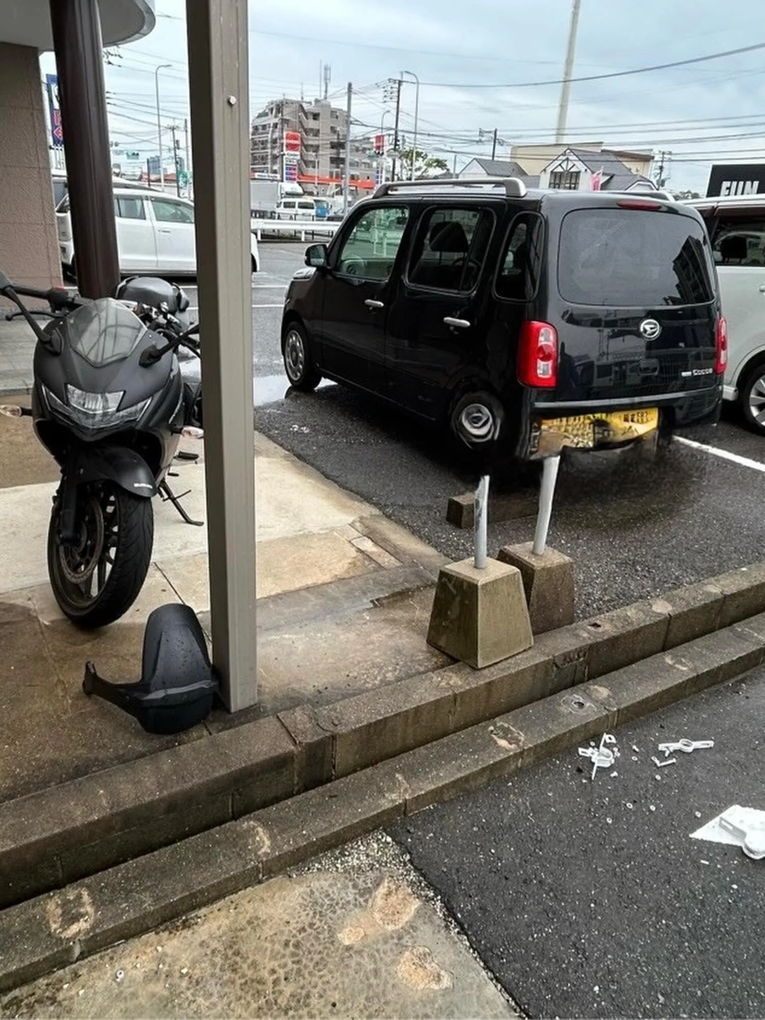 某薬局屋店舗三笘店フェンス工事をご紹介させて頂きます✨