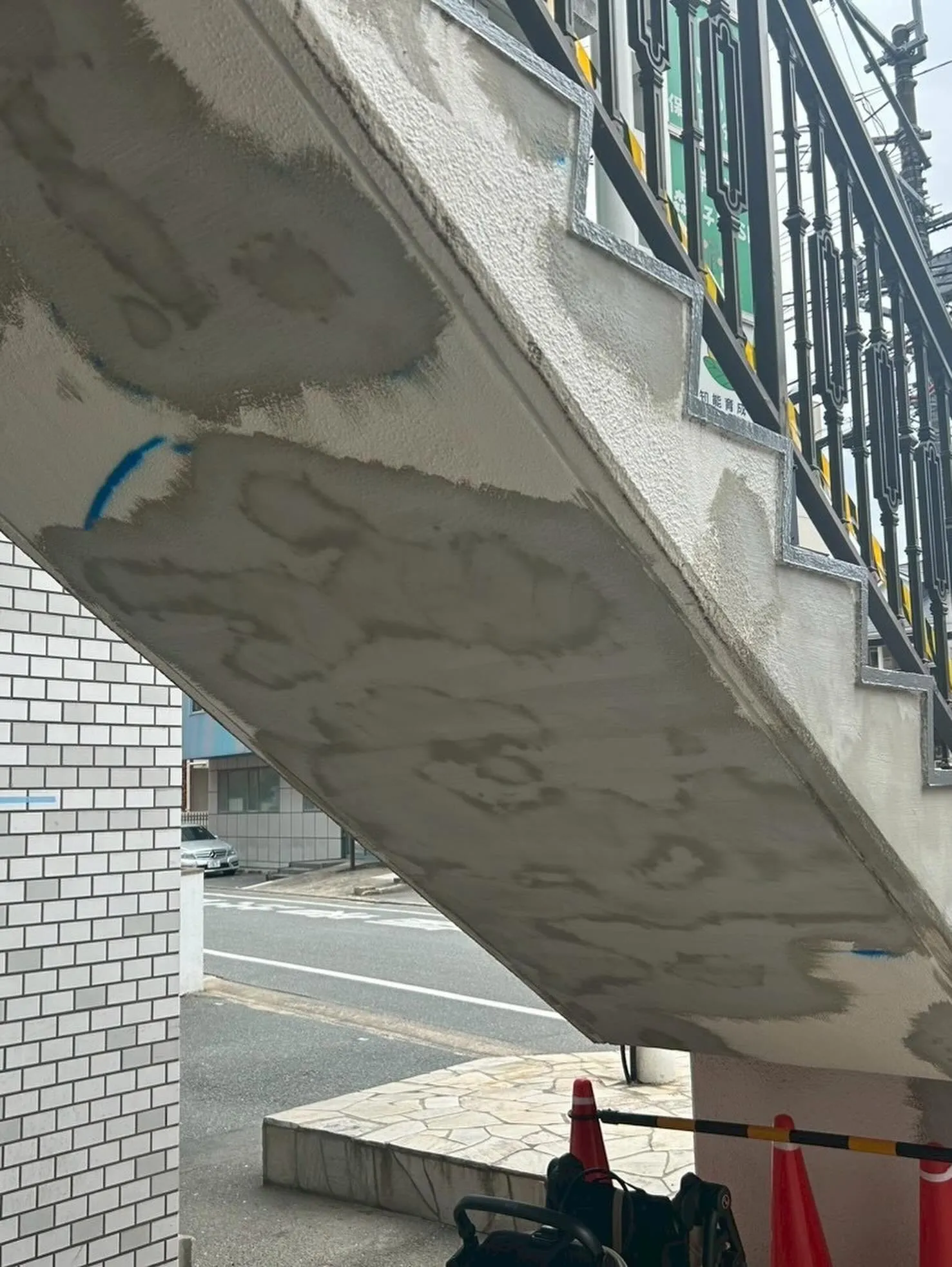 福岡市早良区ビル塗装工事をご紹介させて頂きます✨